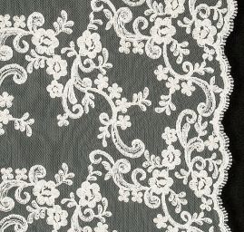 Krajka výšivka na tylu smetanová