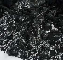 Krajka hrubší plastický vzor černá