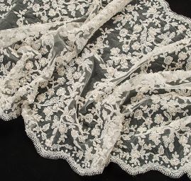 Krajková vsadka květinový vzor smetanová