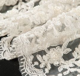 Krajková vsadka květinový vzor smetanová
