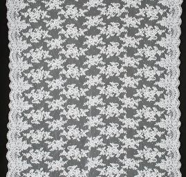 Krajka výšivka na tylu květinový vzor bílá