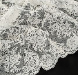 Krajka výšivka na tylu květinová slonová kost