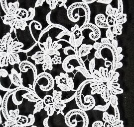 Krajka luxusní plastický vzor bílá