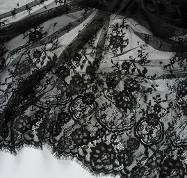 Krajka pružná jemný květinový vzor černá