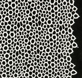 Efektní hrubá krajka geometrický vzor slonová kost