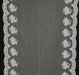 Krajka výšivka na tylu bílá