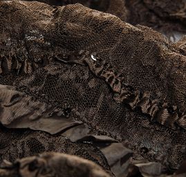 Krajka pružná volánky/flitry hnědá