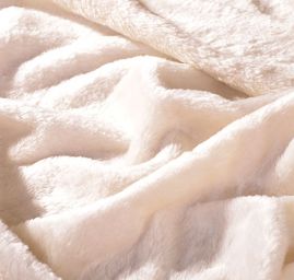 Imitace kožešiny smetanová