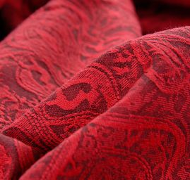 Žakárová látka romantický vzor červená