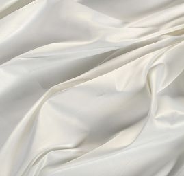 Pružný satén hladký slonová kost