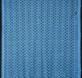 Efektní hrubá krajka ornament modrá