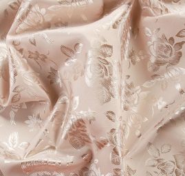 Brokát krojový nepružný světlý oříšek