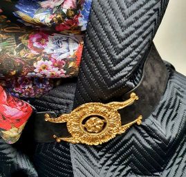 Prošev saténový černý/modrý geometrický vzor