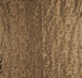 Vyšívaný taft jemný květinový motiv olivový