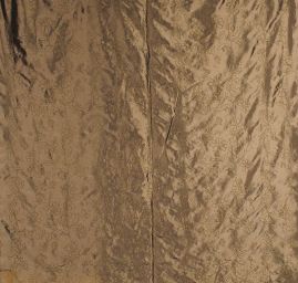 Vyšívaný taft jemný květinový motiv olivový