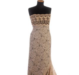 Krajka vzorový tyl s bordurou hrubé krajky tělová