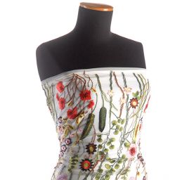 Krajka výšivka na tylu louka/motýlci bílý tyl