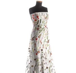 Krajka výšivka na tylu louka/motýlci bílý tyl