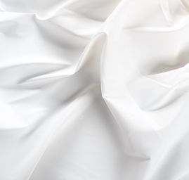 Satén matný jemný imitace hedvábí  lomená bílá