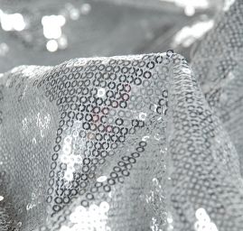 Flitrová látka stříbrná