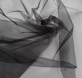 Organza jednobarevná černá