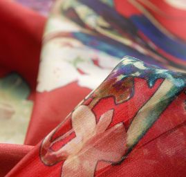 Hedvábná látka vzor orchidea/maceška vínová