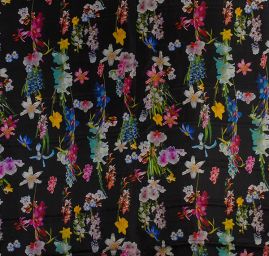 Hedvábná látka vzor orchidea/maceška černá