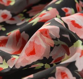 Hedvábný šifon motiv růží růžové