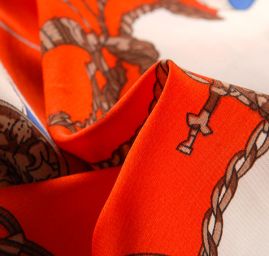 Krepdešín imitace hedvábí