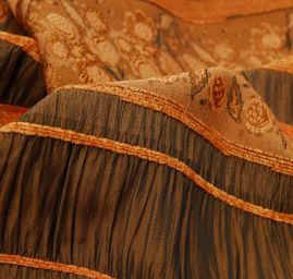 Krešovaný taft  žakárový vzor sv.hnědá/tm.hnědá