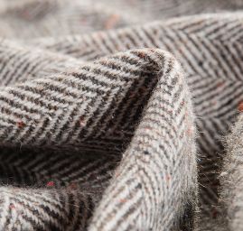 Látka na kabát vzor rybí kost hnědá/smetanová