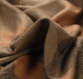 Viskozový úplet vzor maskáč šedá/hnědá