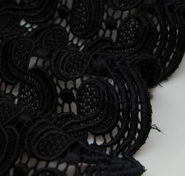 Vamberecká hrubá krajka černá