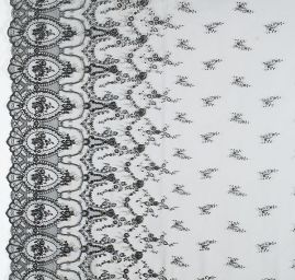 Krajka vyšívaná na tylu šíře 300 cm černé barvy