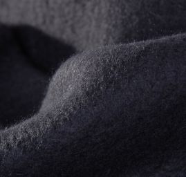 Buklé silný součkový úplet černý