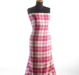 Kostýmová látka s plastickým vzorem růžová bílá