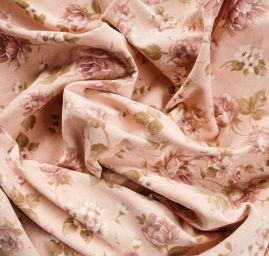 Samet pružný romantický vzor růží pastel růžový