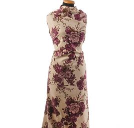 Pružný samet romantický květinový motiv