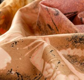 Pružná bavlněná látka přelom století