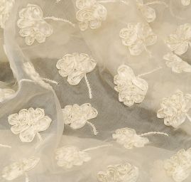 Hedvábná plastická krajka květy