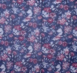 Úplet žoržetového vzhledu tisk květy tm.modrý