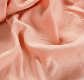 Len středně silný pastel lososovorůžový