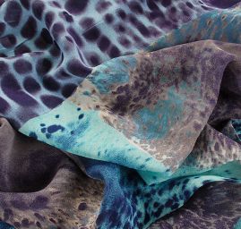 Šifon viskozový zvířecí vzor mdorofialový