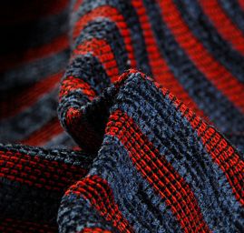 Žinylková látka vzor proužků široké červenomodrá