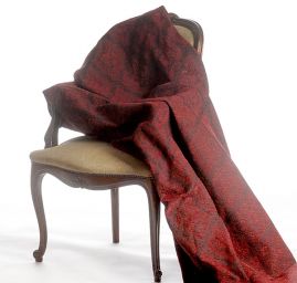 Replika historickej látky Art Fabrics Figaro vínová