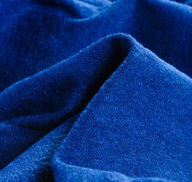 Kostýmová látka Art Fabrics rybí kost modrá