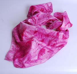 Ručně malovaný hedvábný šátek pink