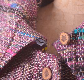 Originálne kabát z ručne tkané metráže vínový