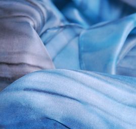 Ručně malovaná hedvábná šála hnědá/tyrkys