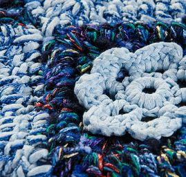 Háčkovaná taška modrá s (modrou kvetinou)